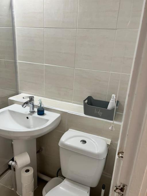 2 Bed Solihull Near Nec Airport, Jlr, Resort Wrld Экстерьер фото
