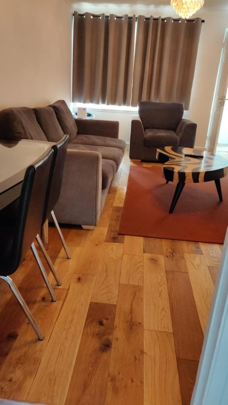 2 Bed Solihull Near Nec Airport, Jlr, Resort Wrld Экстерьер фото